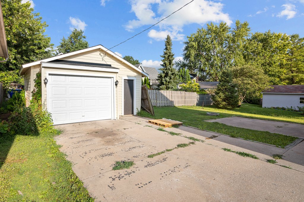 29th image of 226 S Park St, Kewanee, IL 61443 | MLS# 12719468