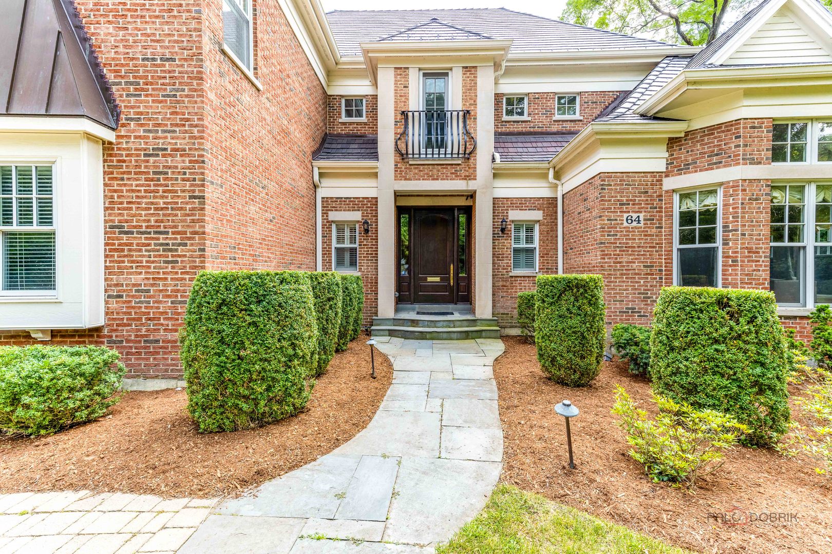 2nd image of 64 Crescent Dr, Glencoe, IL 60022 | MLS# 12719491