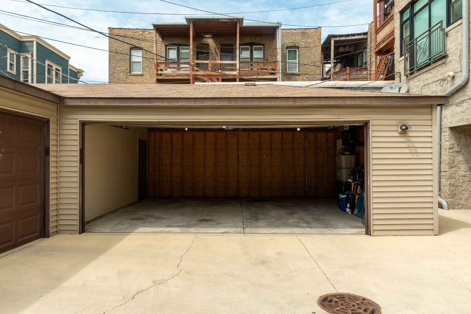 2nd image of 3416 N Sheffield Ave, Chicago, IL 60657