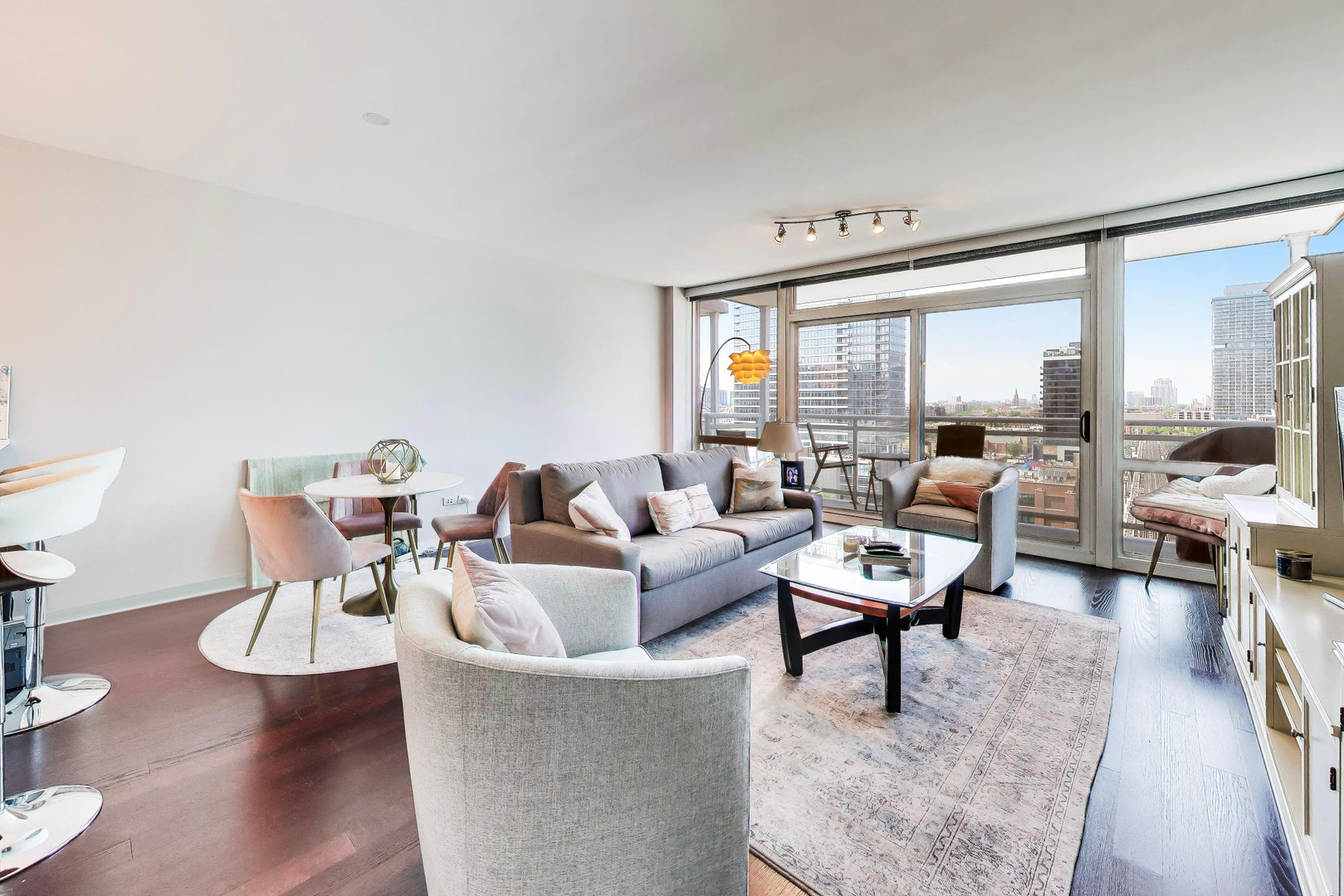 4th image of 757 N Orleans St #1105, Chicago, IL 60654 | MLS# 12719624