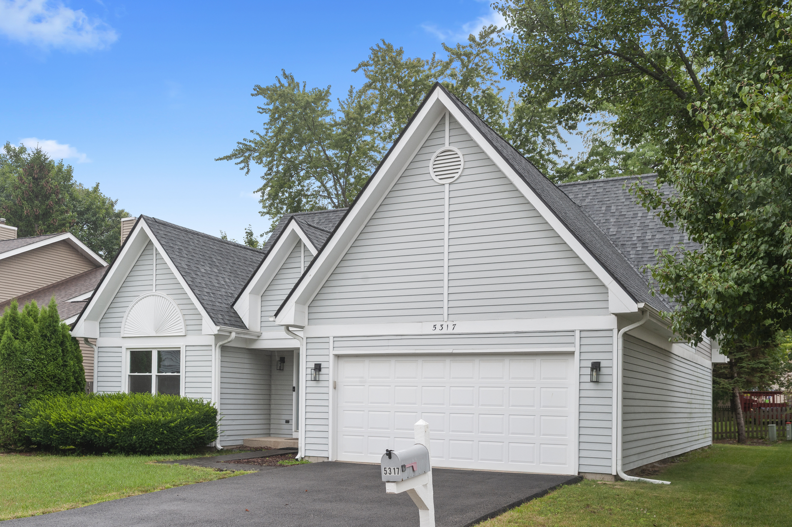 2nd image of 5317 Cypress Cir, Gurnee, IL 60031 | MLS# 12719664
