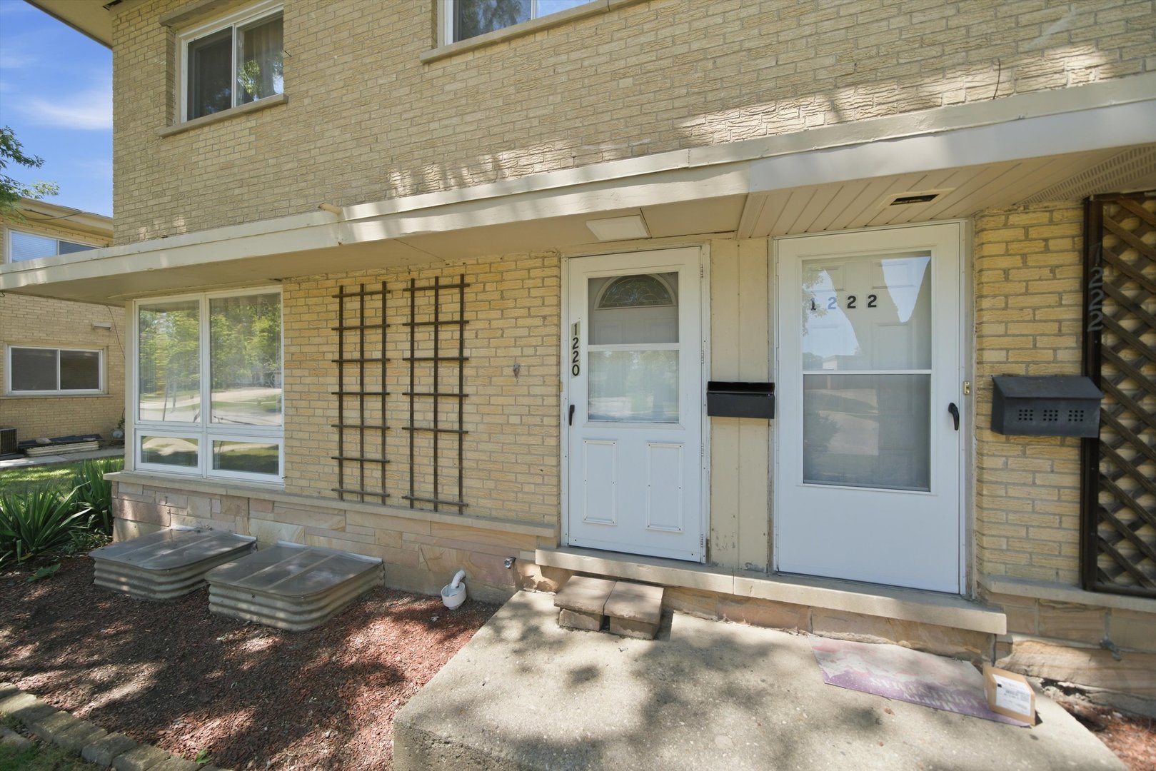 2nd image of 1220 N Wheeling Rd, Mount Prospect, IL 60056 | MLS# 12719756