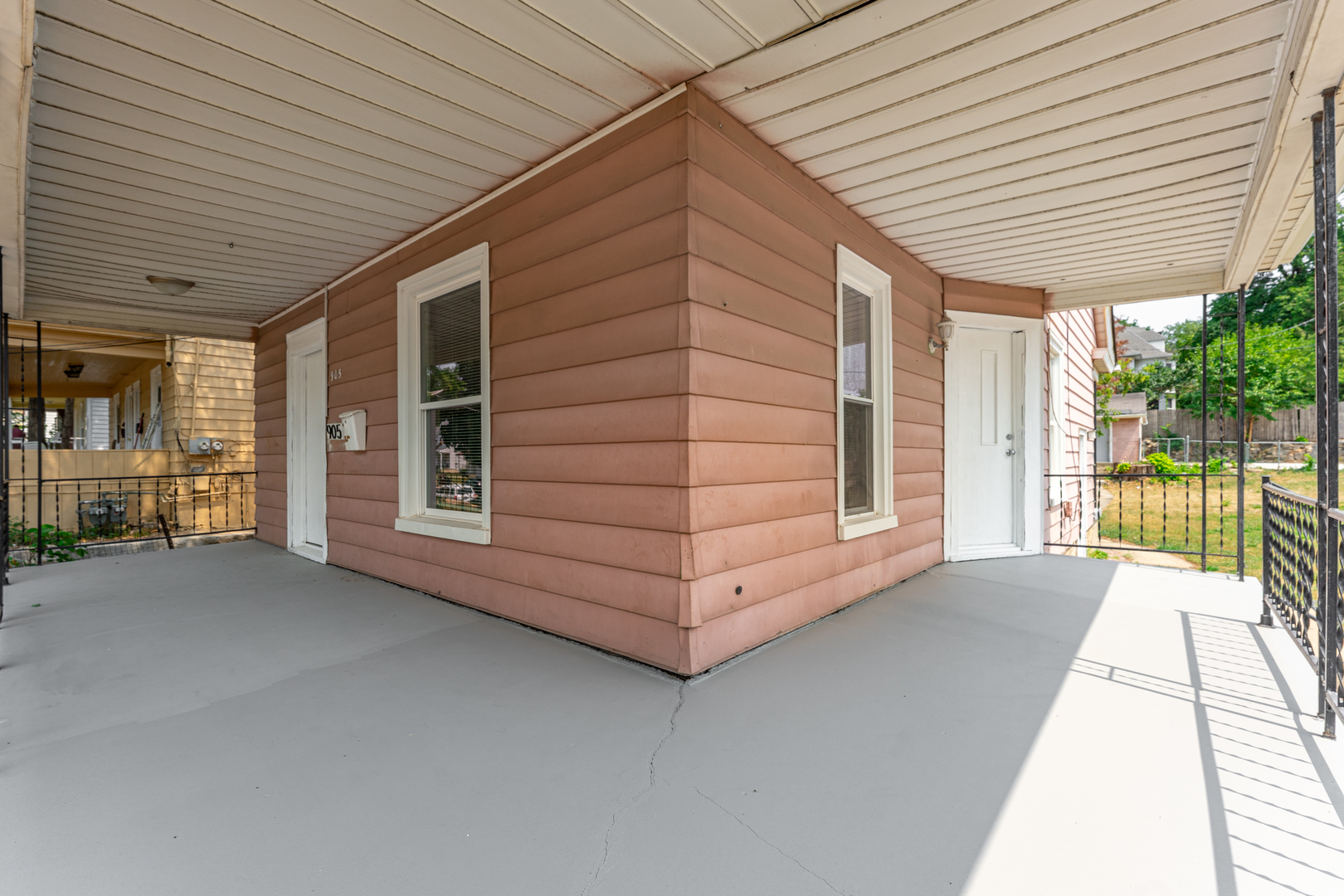 2nd image of 905 N Winnebago St, Rockford, IL 61103 | MLS# 12719905
