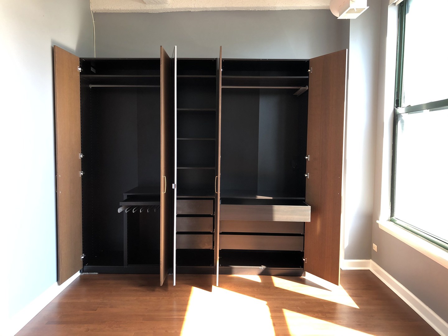 4th image of 633 S Plymouth Ct, Chicago, IL 60605