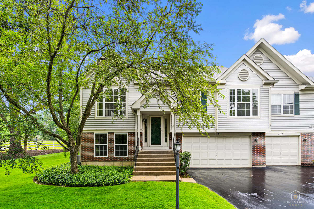 2nd image of 1115 Hunt Wyck Ct #1115, Elgin, IL 60120 | MLS# 12720176