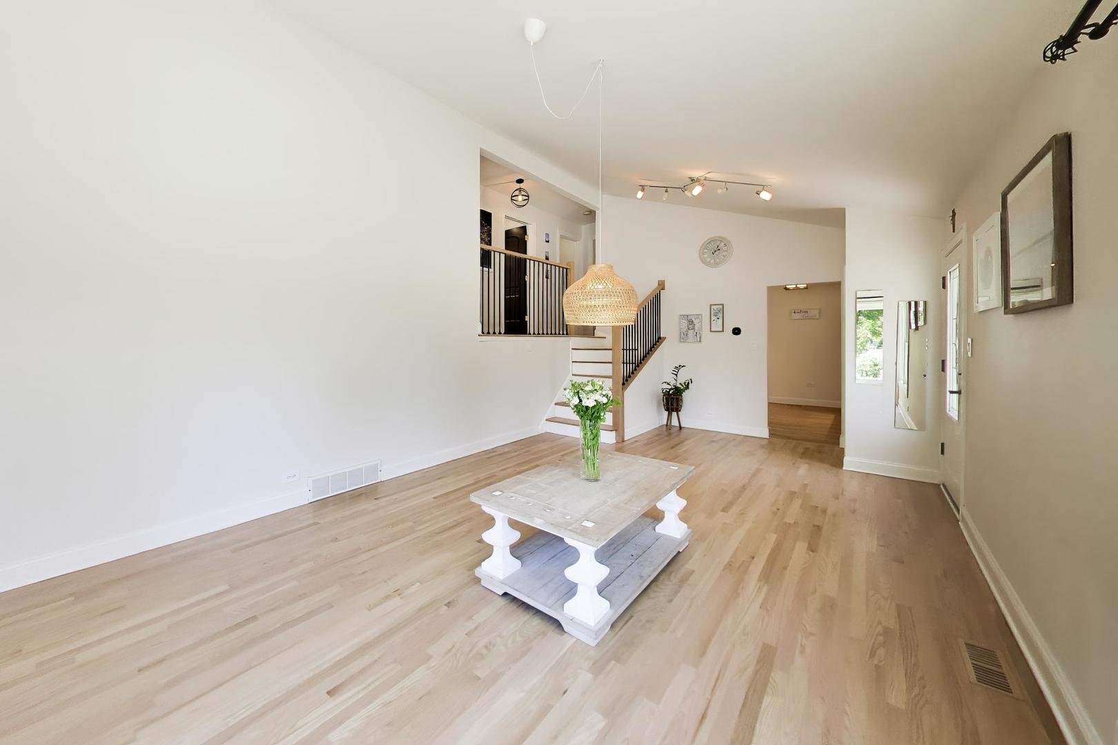 5th image of 1269 Eastwood Ave, Highland Park, IL 60035 | MLS# 12720329