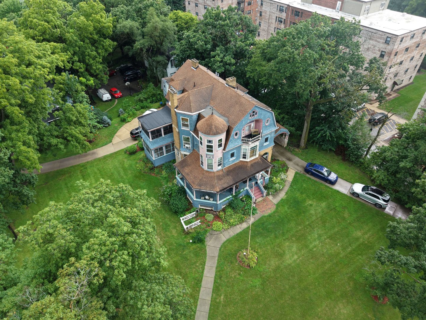 5th image of 705 W Highland Ave, Elgin, IL 60123 | MLS# 12720346