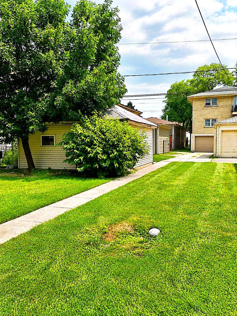 12th image of 2133 N 75th Ave, Elmwood Park, IL 60707 | MLS# 12720364