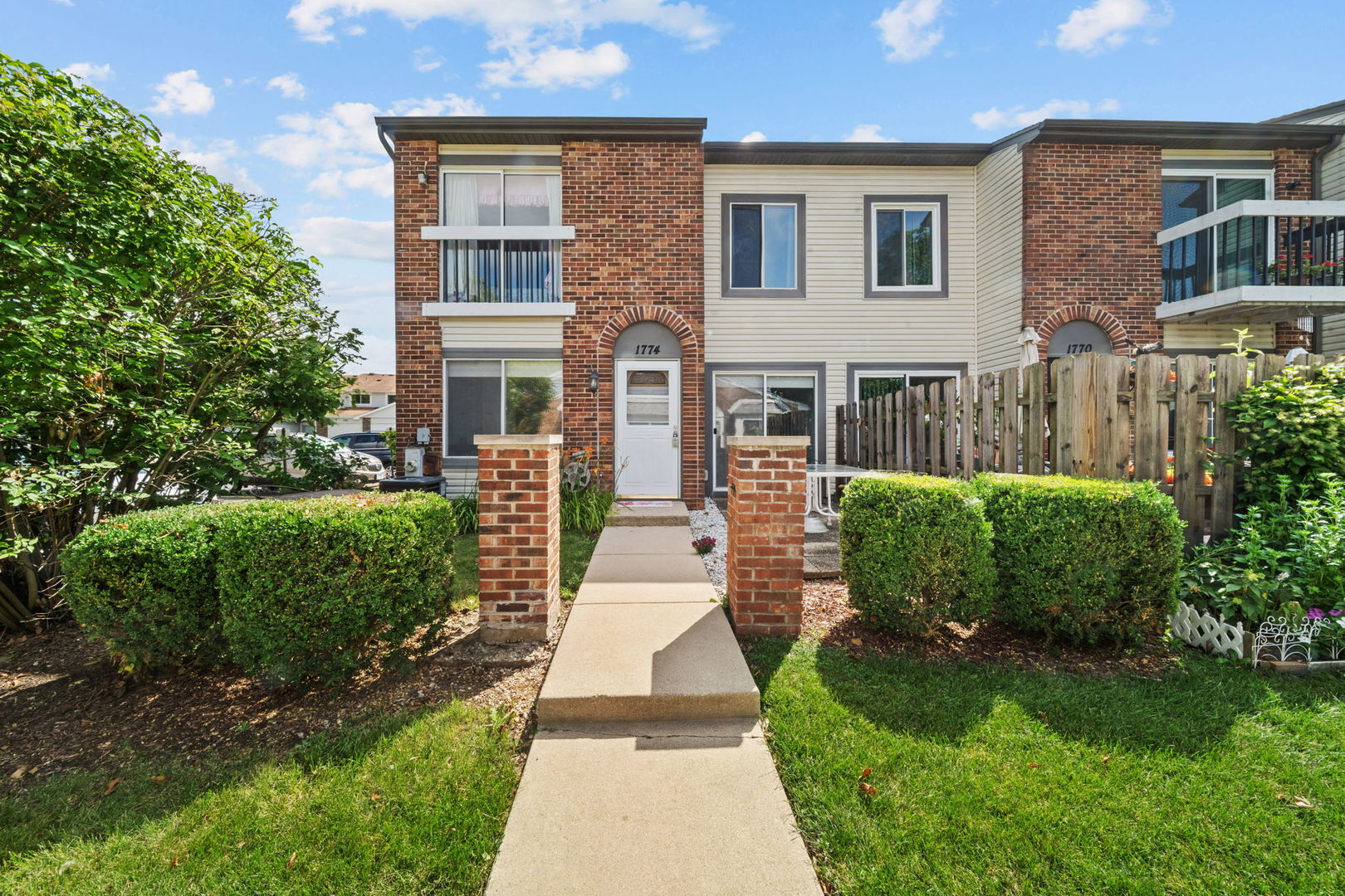1st image of 1774 Raleigh Ln #1774, Hoffman Estates, IL 60169 | MLS# 12720517