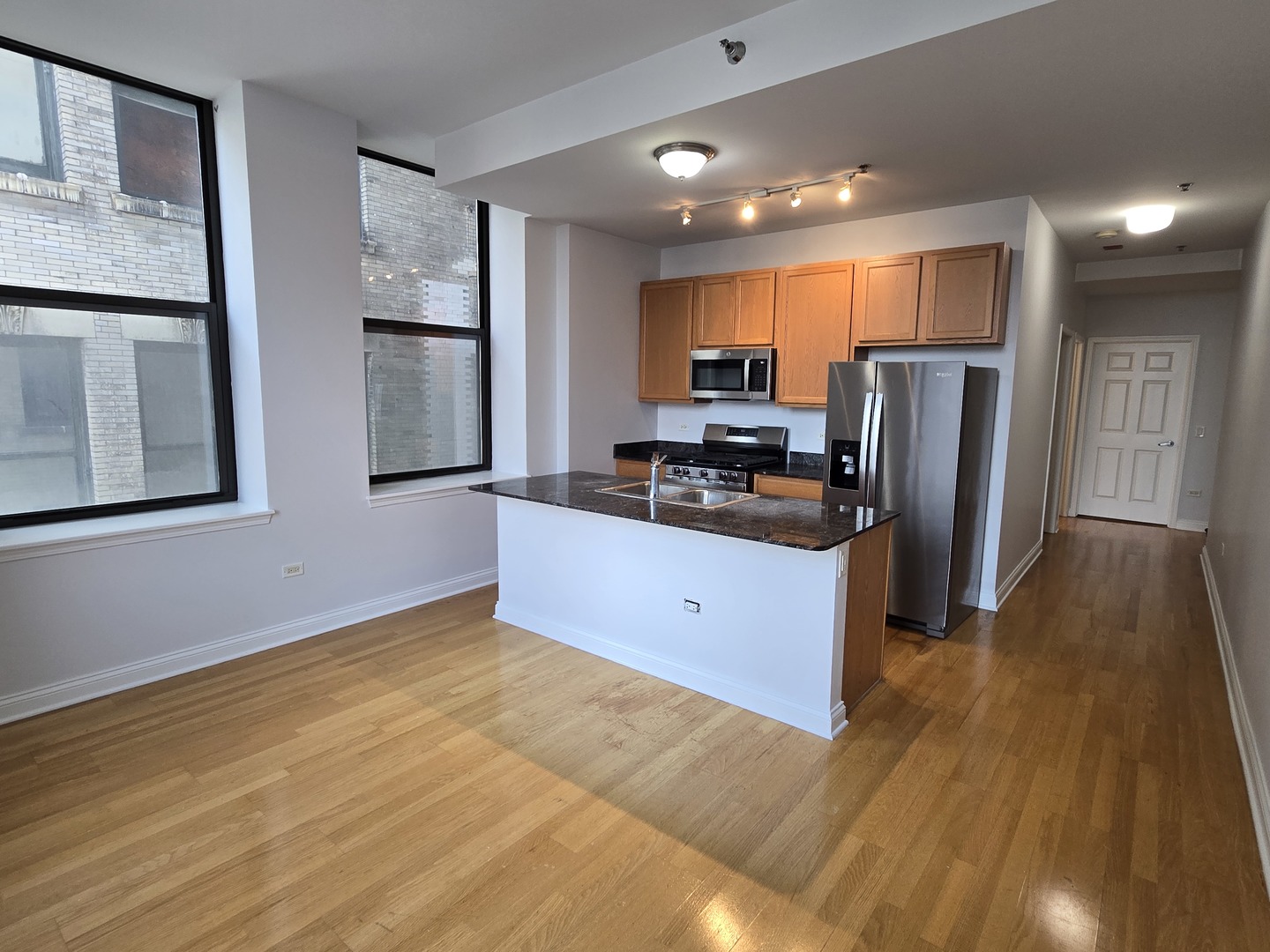2nd image of 8 W Monroe St #1800, Chicago, IL 60603 | MLS# 12720519