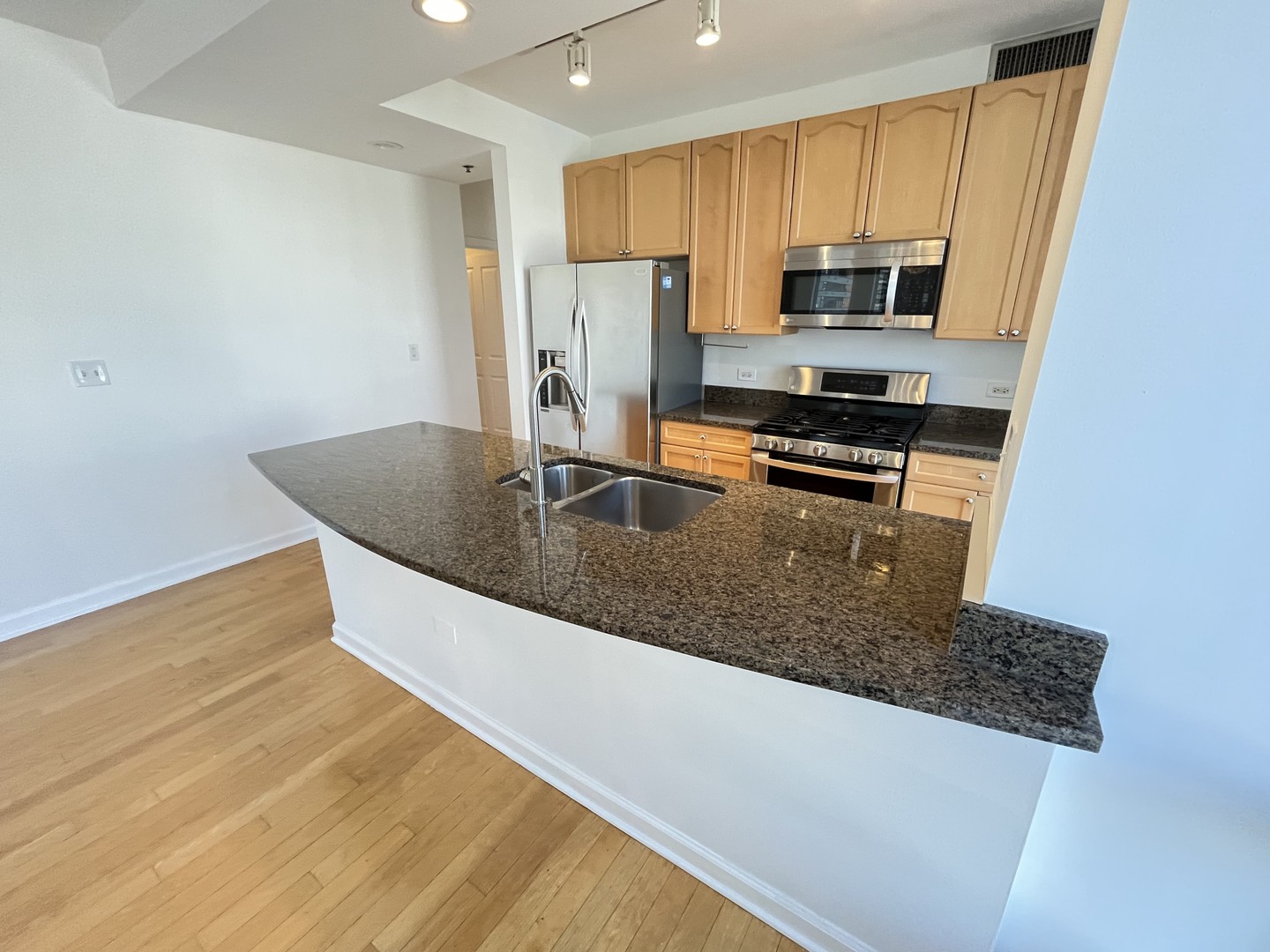 3rd image of 1250 S Michigan Ave #1209, Chicago, IL 60605 | MLS# 12720542