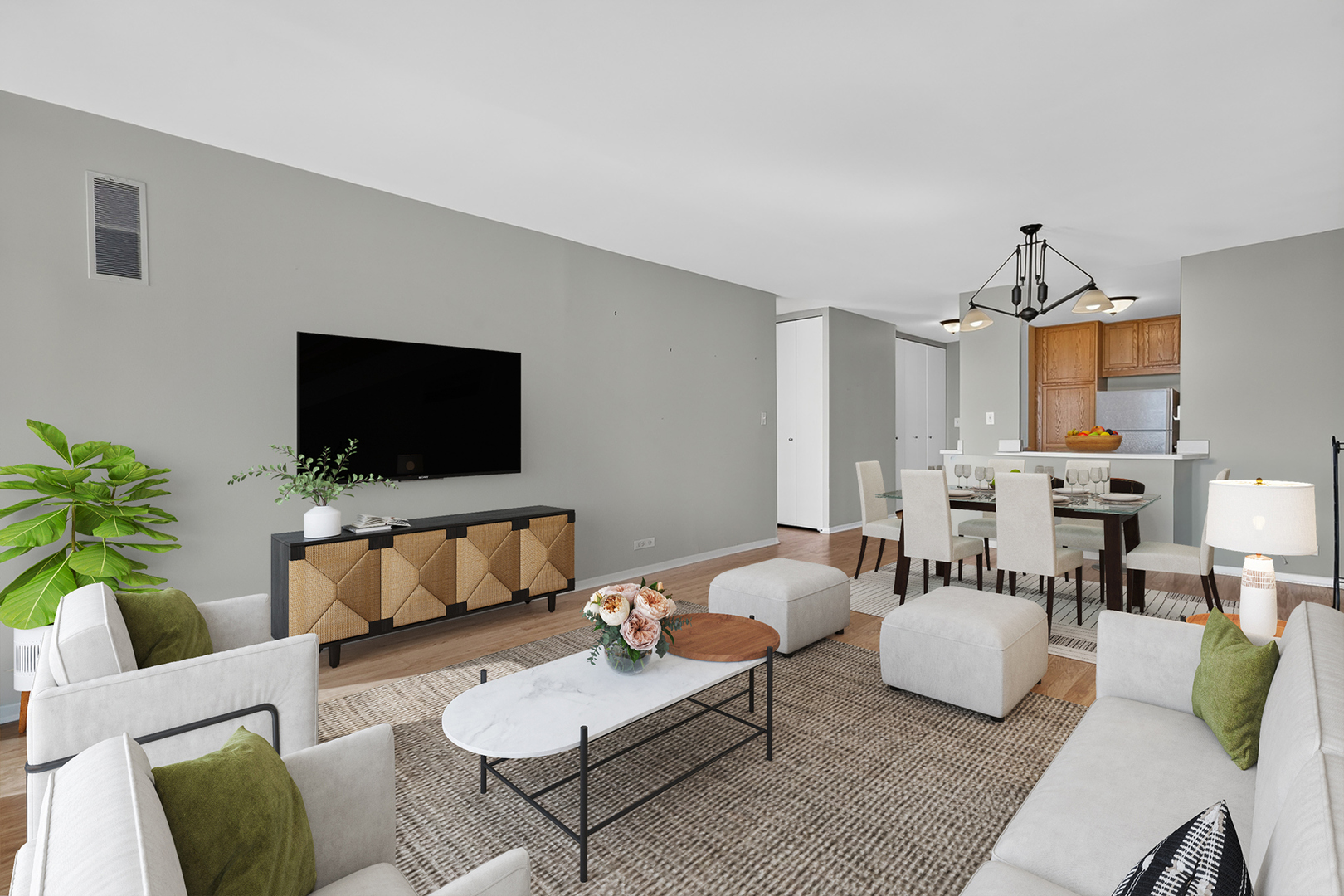 4th image of 1660 N La Salle Dr, Chicago, IL 60614