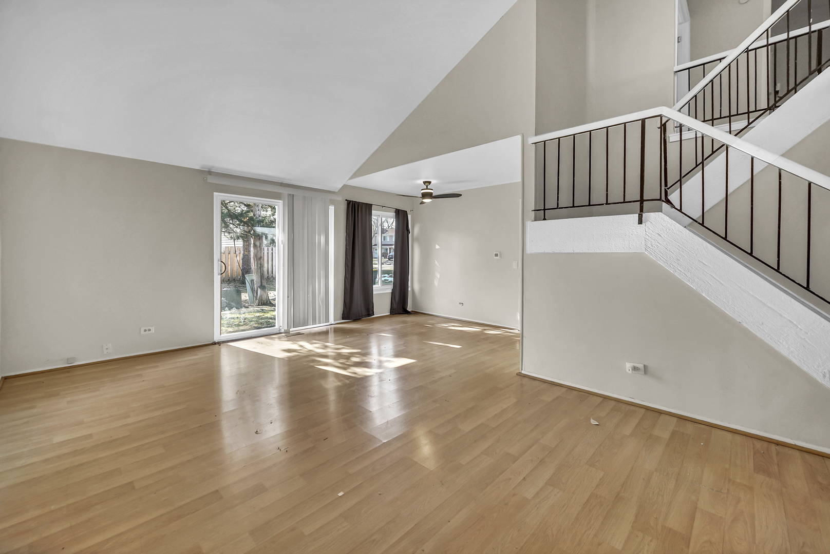 4th image of 545 Alton Ct, Carol Stream, IL 60188 | MLS# 12720762