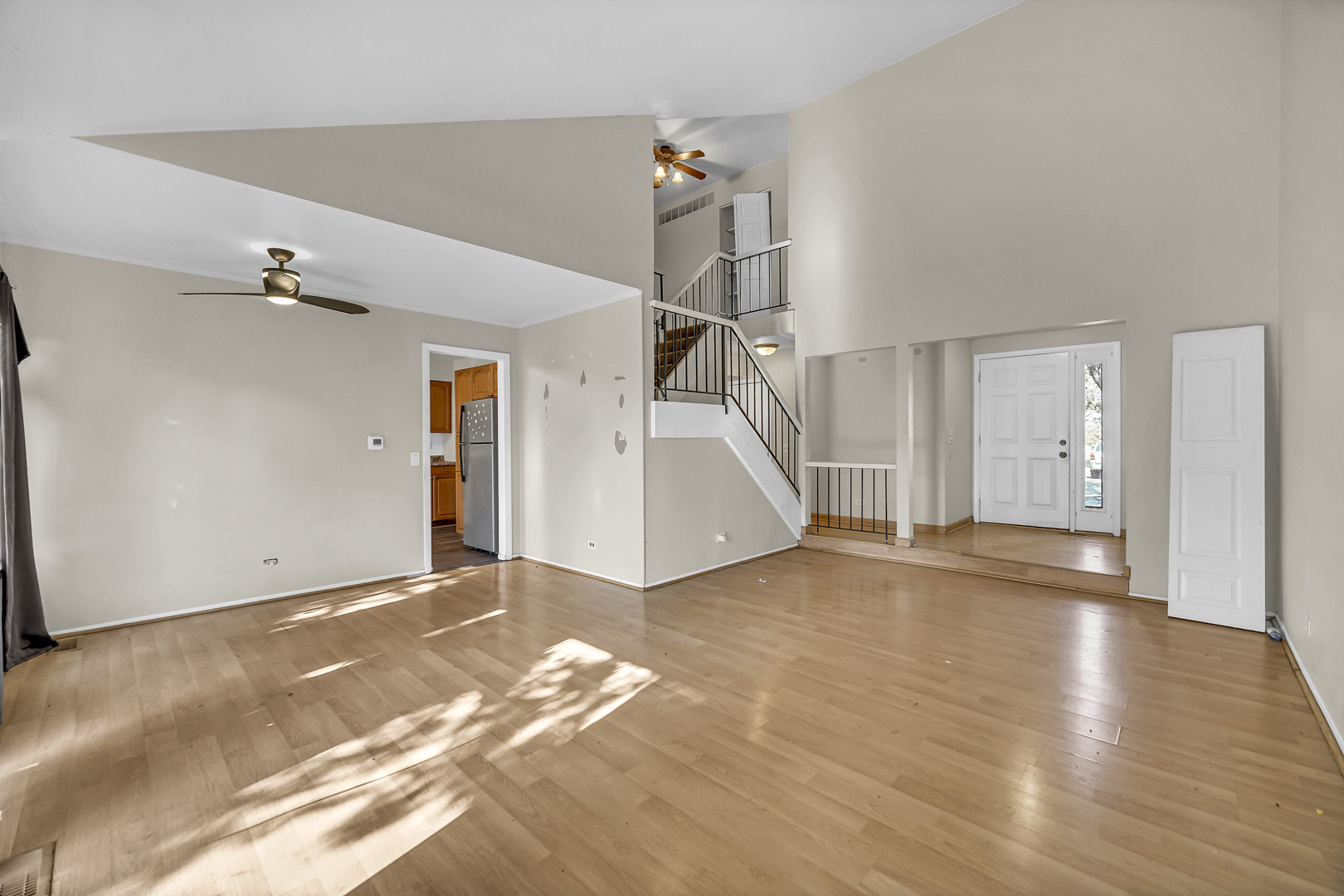 3rd image of 545 Alton Ct, Carol Stream, IL 60188 | MLS# 12720762
