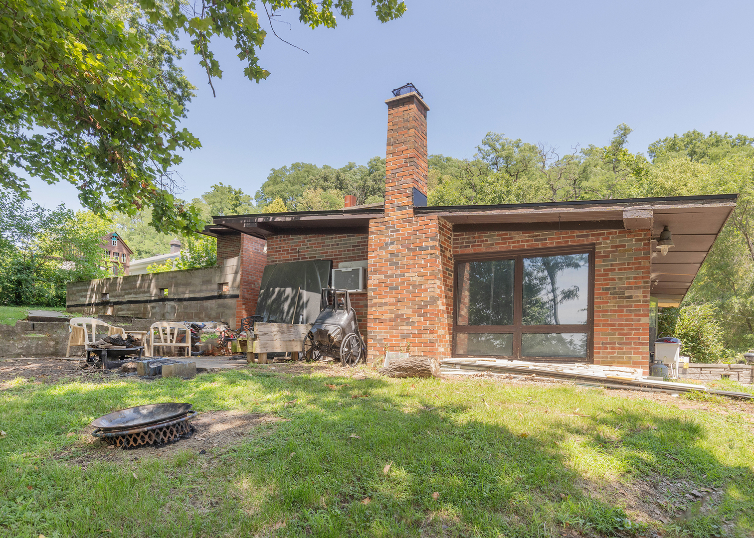 2nd image of 1325-1327 Clay St, Davenport, IA 52804 | MLS# 12720764