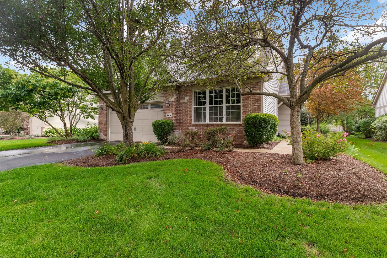 3rd image of 809 Colchester Dr, Oswego, IL 60543 | MLS# 12720828