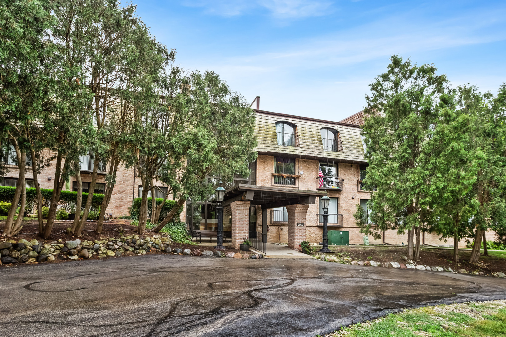 1st image of 600 W Russell St #309, Barrington, IL 60010 | MLS# 12720893