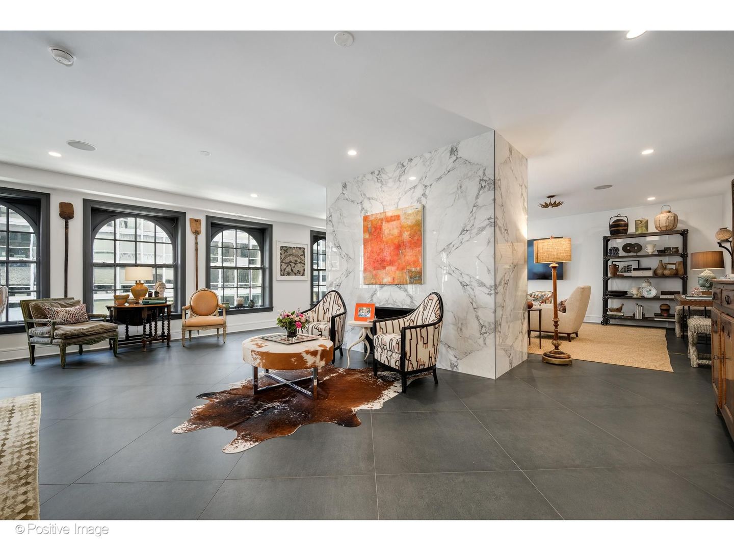 5th image of 257 E Delaware Pl, Chicago, IL 60611