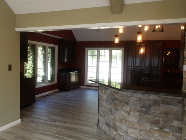 4th image of 304 Greenway Ln, Decatur, IL 62521 | MLS# 12721039
