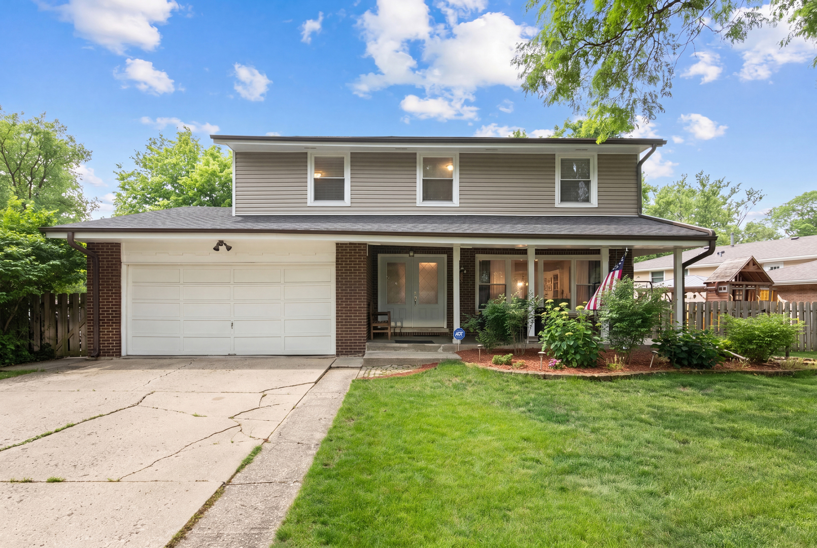 1st image of 2005 E Cayuga Ln, Mount Prospect, IL 60056 | MLS# 12721199