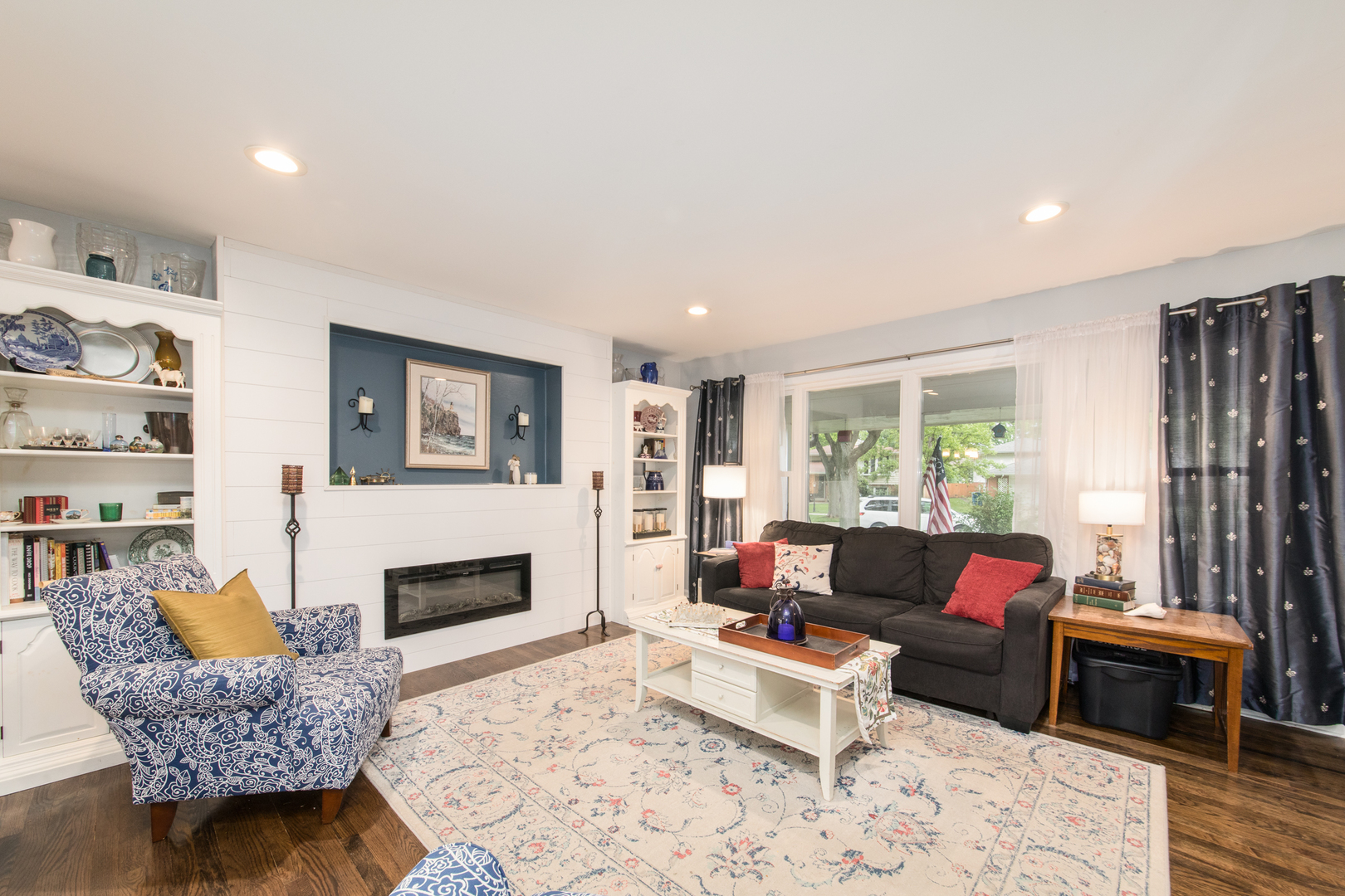 5th image of 2005 E Cayuga Ln, Mount Prospect, IL 60056 | MLS# 12721199