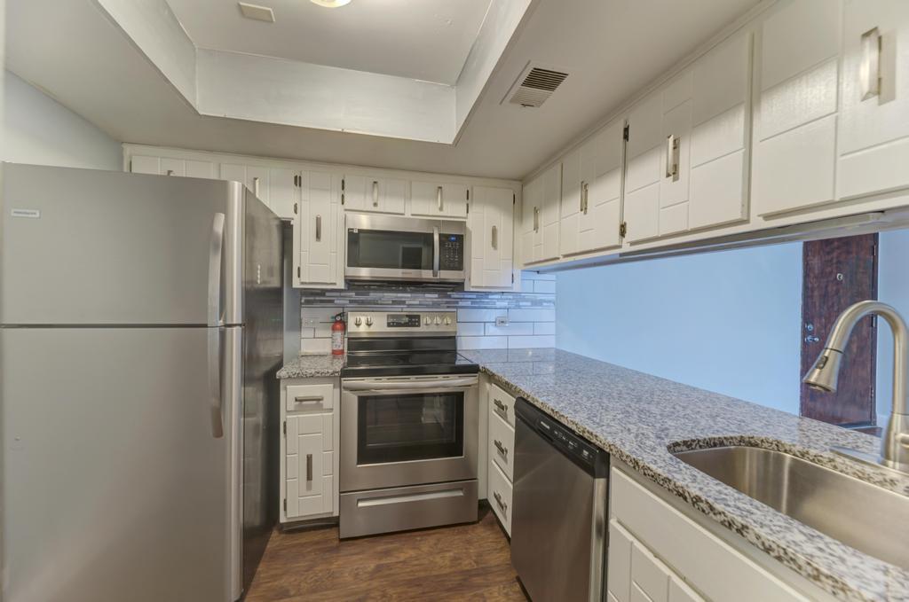 5th image of 830 Elder Rd #B303, Homewood, IL 60430 | MLS# 12721260