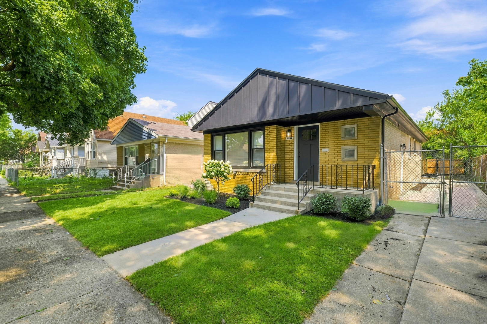 2nd image of 10933 S Eggleston Ave, Chicago, IL 60628 | MLS# 12721526