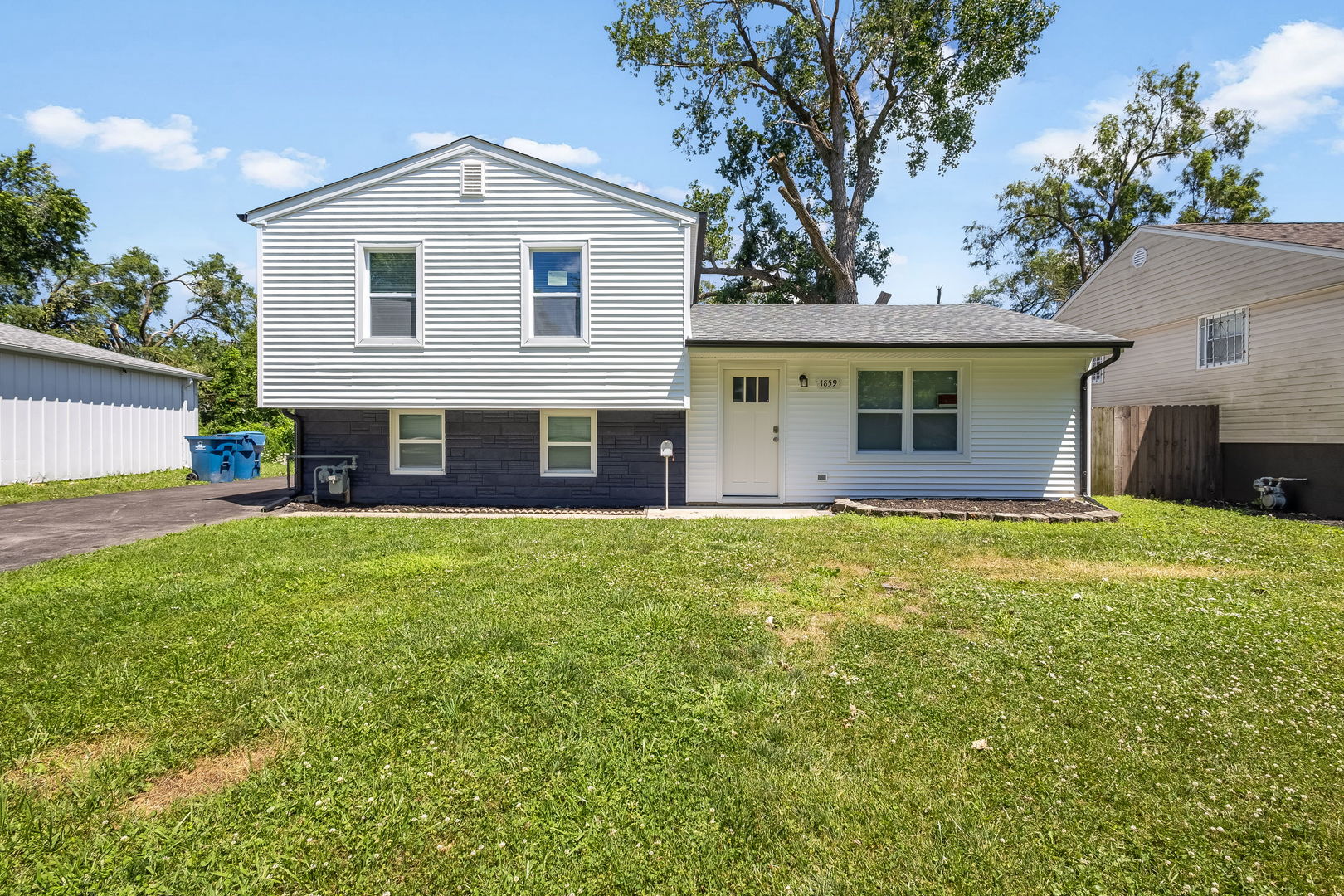 1st image of 1859 Reichert Ave, Sauk Village, IL 60411 | MLS# 12721541