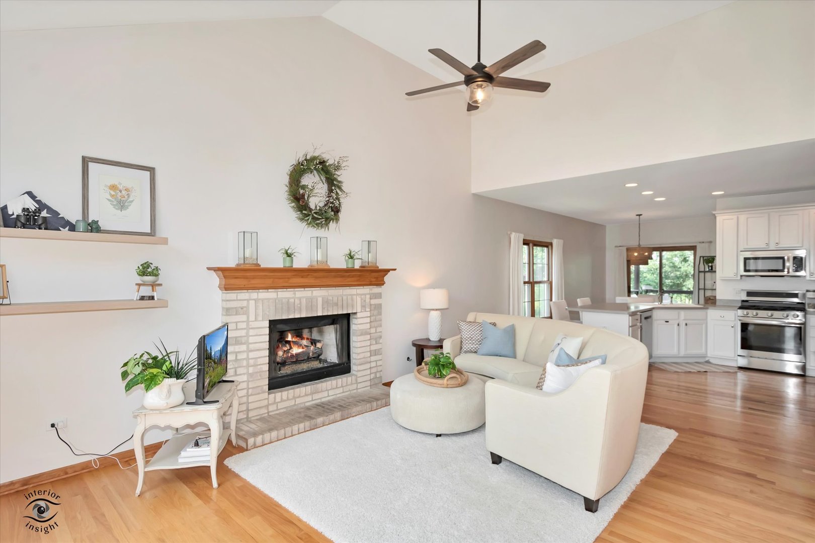 5th image of 600 Sudbury Cir, Oswego, IL 60543 | MLS# 12721566