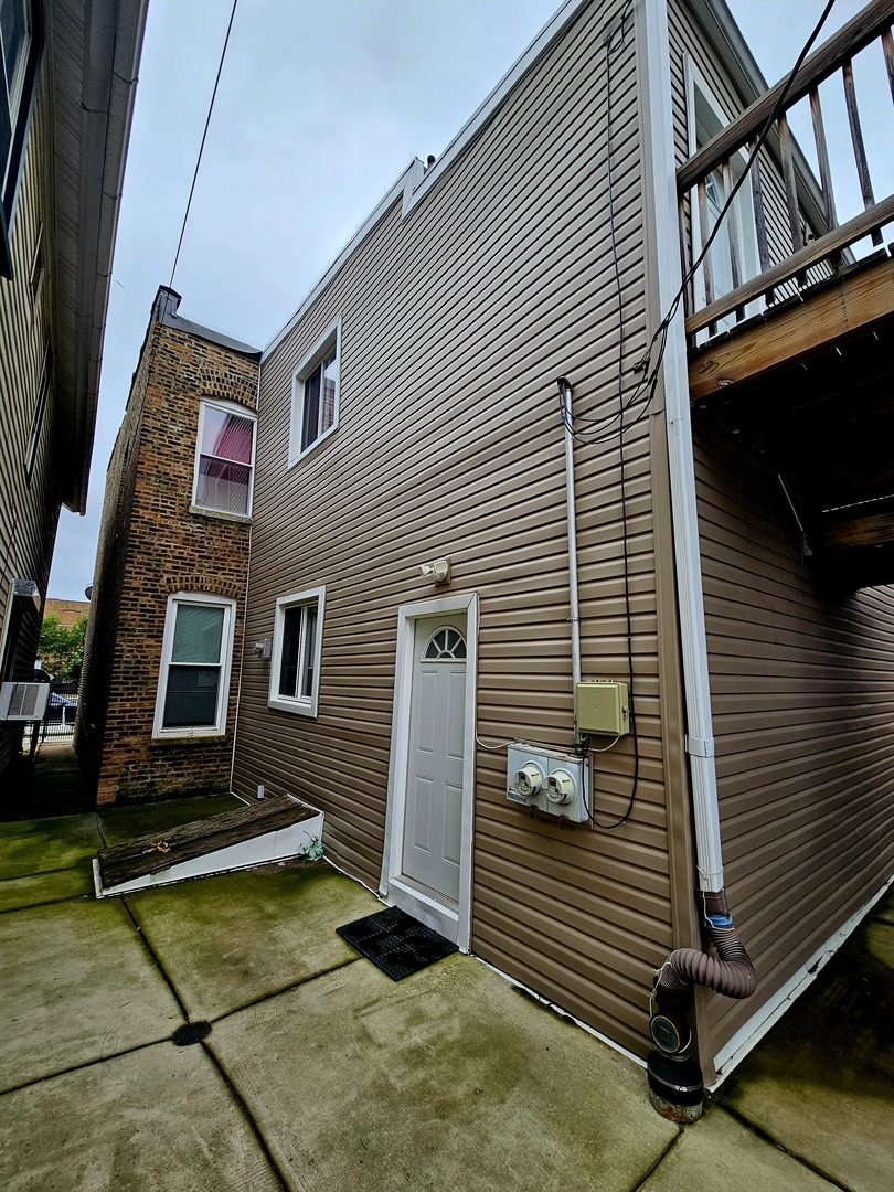 5th image of 2318 W Grand Ave, Chicago, IL 60612 | MLS# 12721831