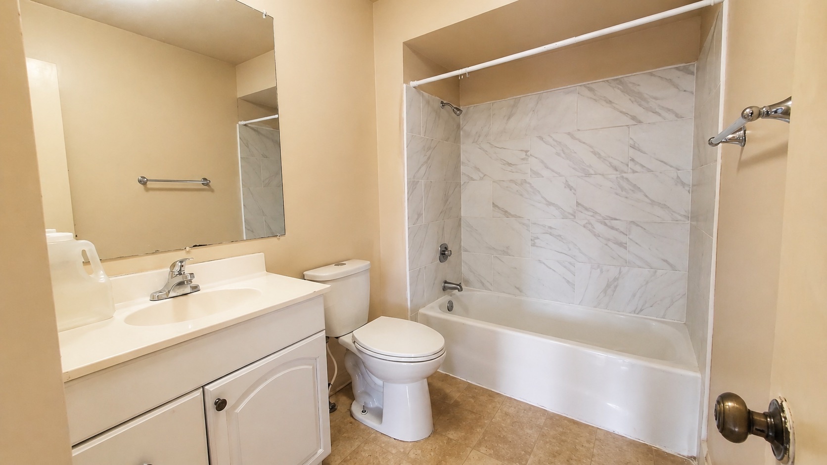 2nd image of 155 W Elk Trl, Carol Stream, IL 60188