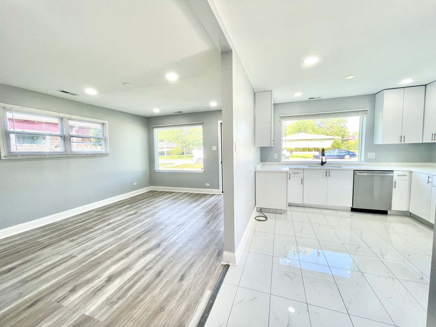 4th image of 15822 S Ashland Ave, Harvey, IL 60426 | MLS# 12721983