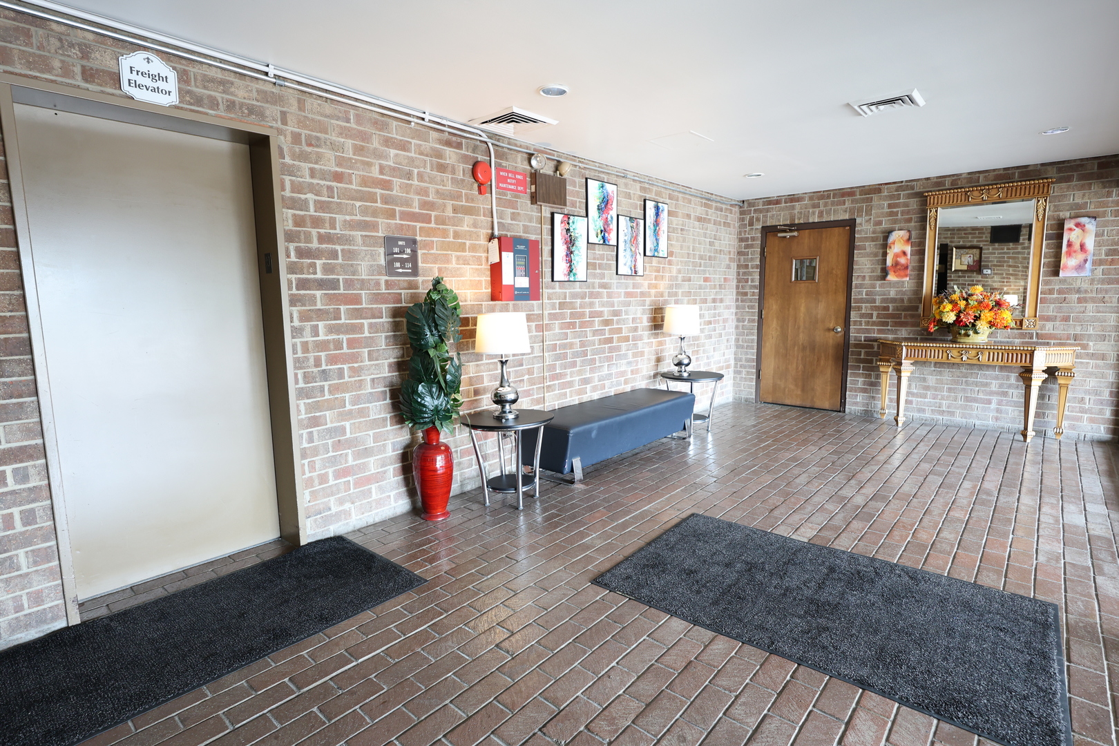 3rd image of 7 E Carriageway Dr #408, Hazel Crest, IL 60429 | MLS# 12721985