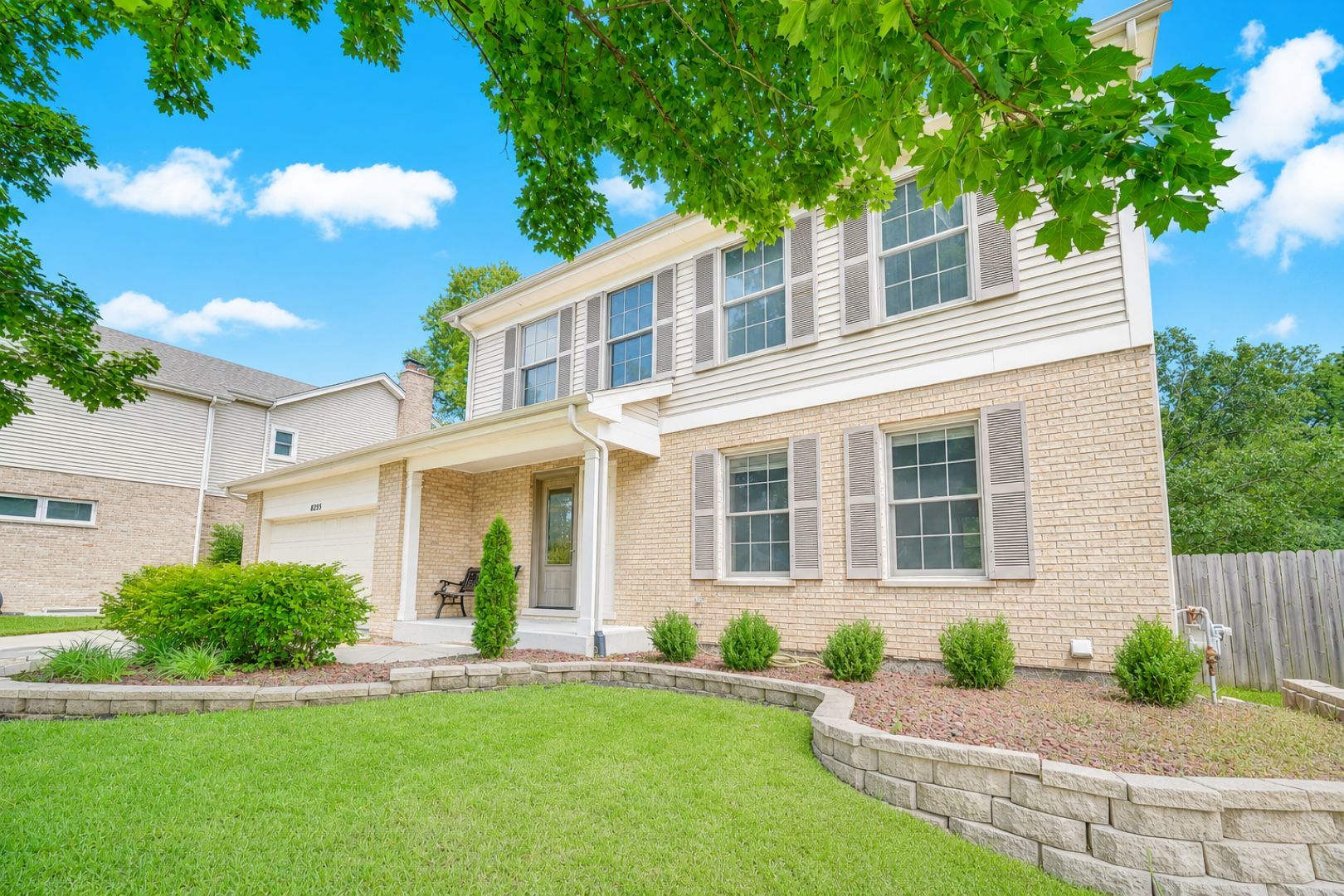 3rd image of 8885 Dryden St, Woodridge, IL 60517 | MLS# 12721988