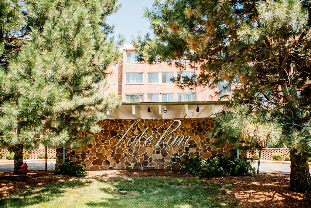 4th image of 16 E Old Willow Rd, Prospect Heights, IL 60070