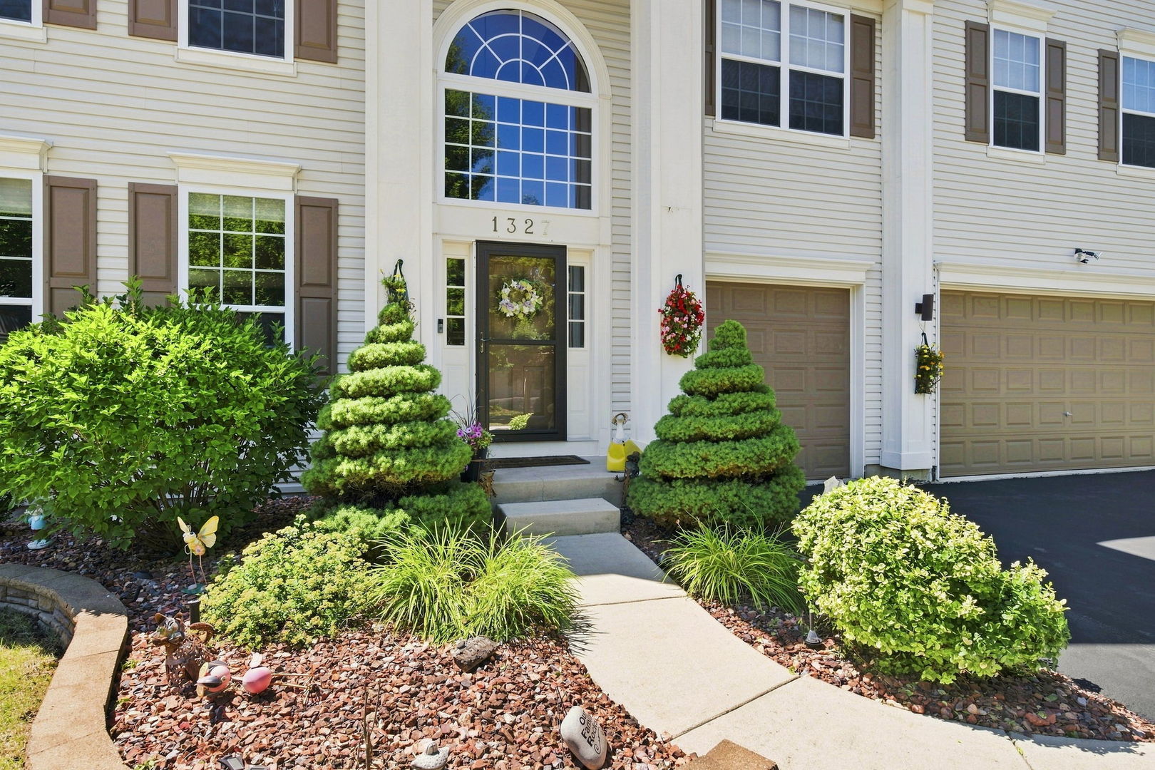 1st image of 1327 Palisades Dr, Bolingbrook, IL 60490 | MLS# 12722102