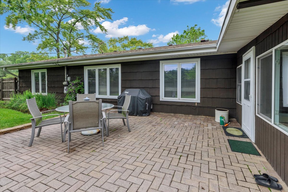 27th image of 1525 Mayfield Ln, Hoffman Estates, IL 60169 | MLS# 12722125