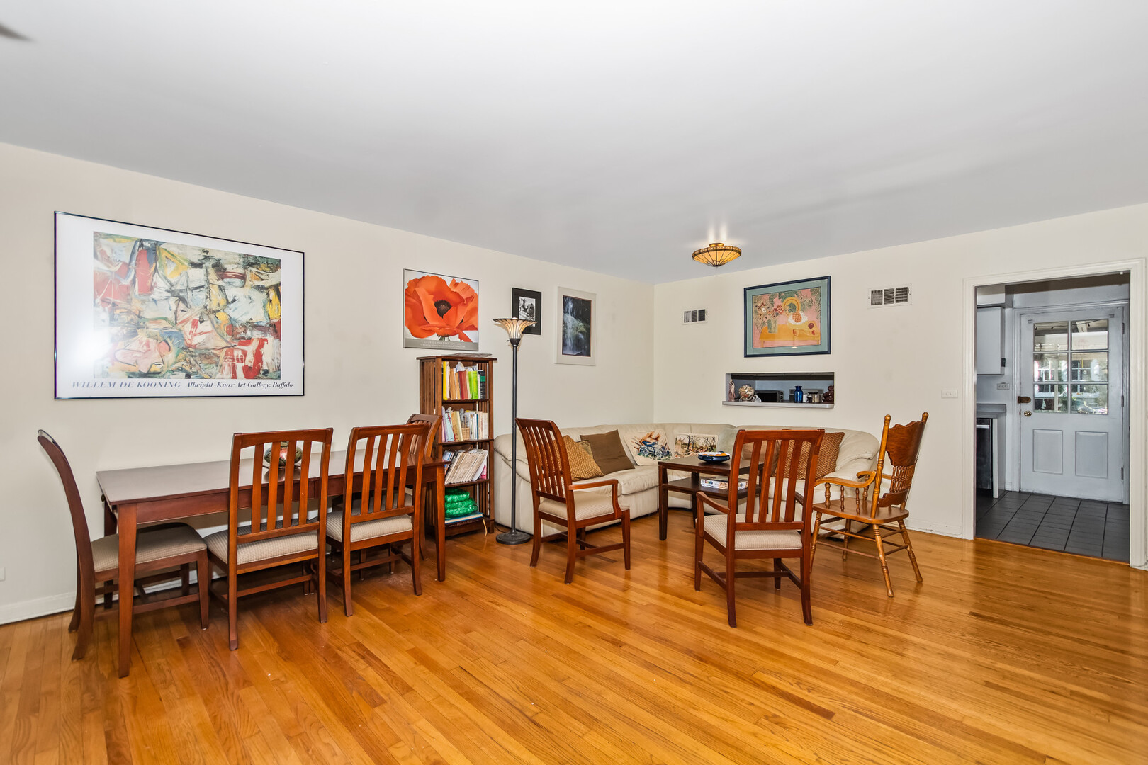 3rd image of 3135 Central Crst, Evanston, IL 60201 | MLS# 12722146