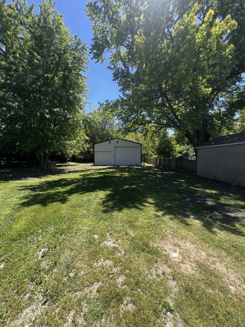 2nd image of 207 E North St, Heyworth, IL 61745 | MLS# 12722205