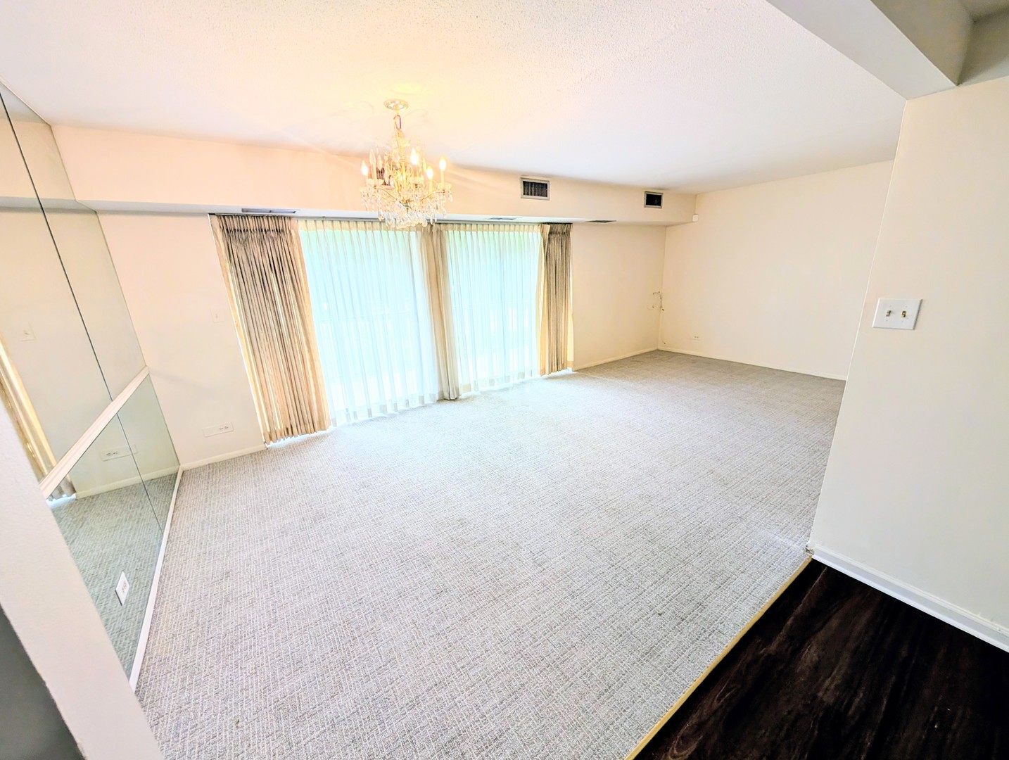 5th image of 3505 Lakeview Dr, Hazel Crest, IL 60429