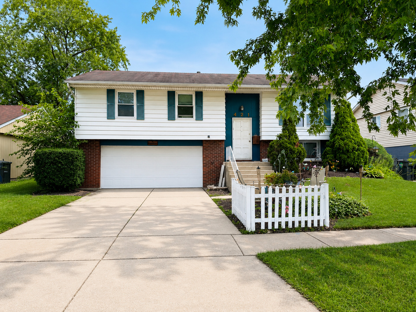 1st image of 421 Waverly Ave, Streamwood, IL 60107 | MLS# 12722326