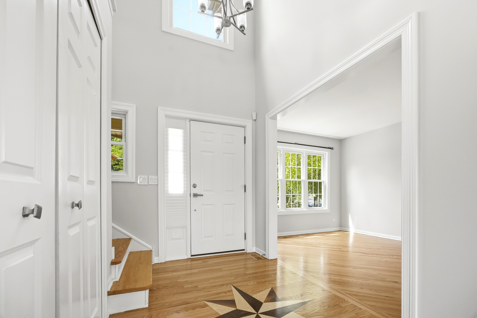 4th image of 360 Winding Canyon Wy, Algonquin, IL 60102 | MLS# 12722343
