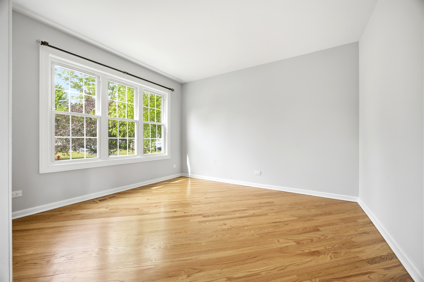 5th image of 360 Winding Canyon Wy, Algonquin, IL 60102 | MLS# 12722343