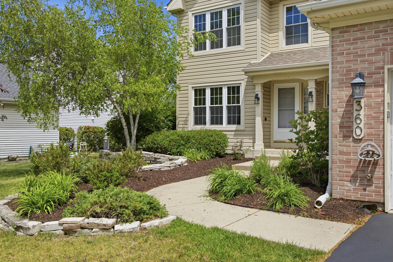 3rd image of 360 Winding Canyon Wy, Algonquin, IL 60102 | MLS# 12722343