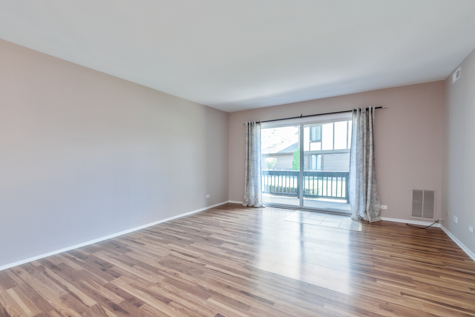 4th image of 18001 Oak Park Ave, Tinley Park, IL 60477