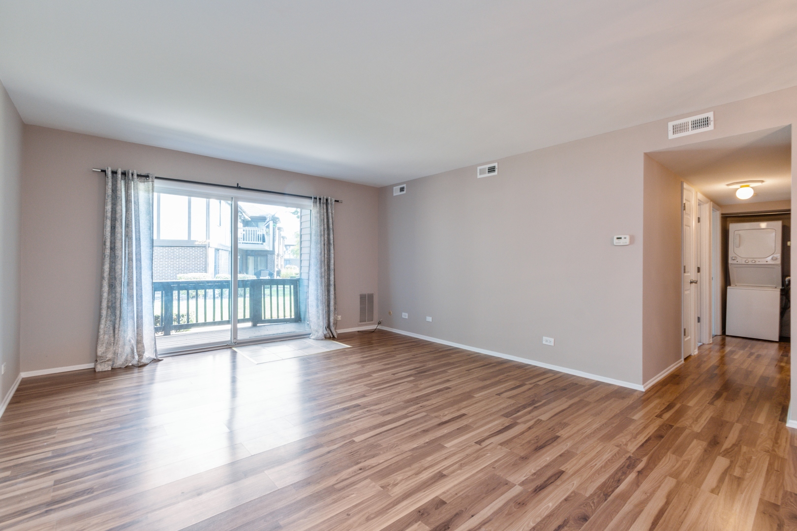 3rd image of 18001 Oak Park Ave, Tinley Park, IL 60477
