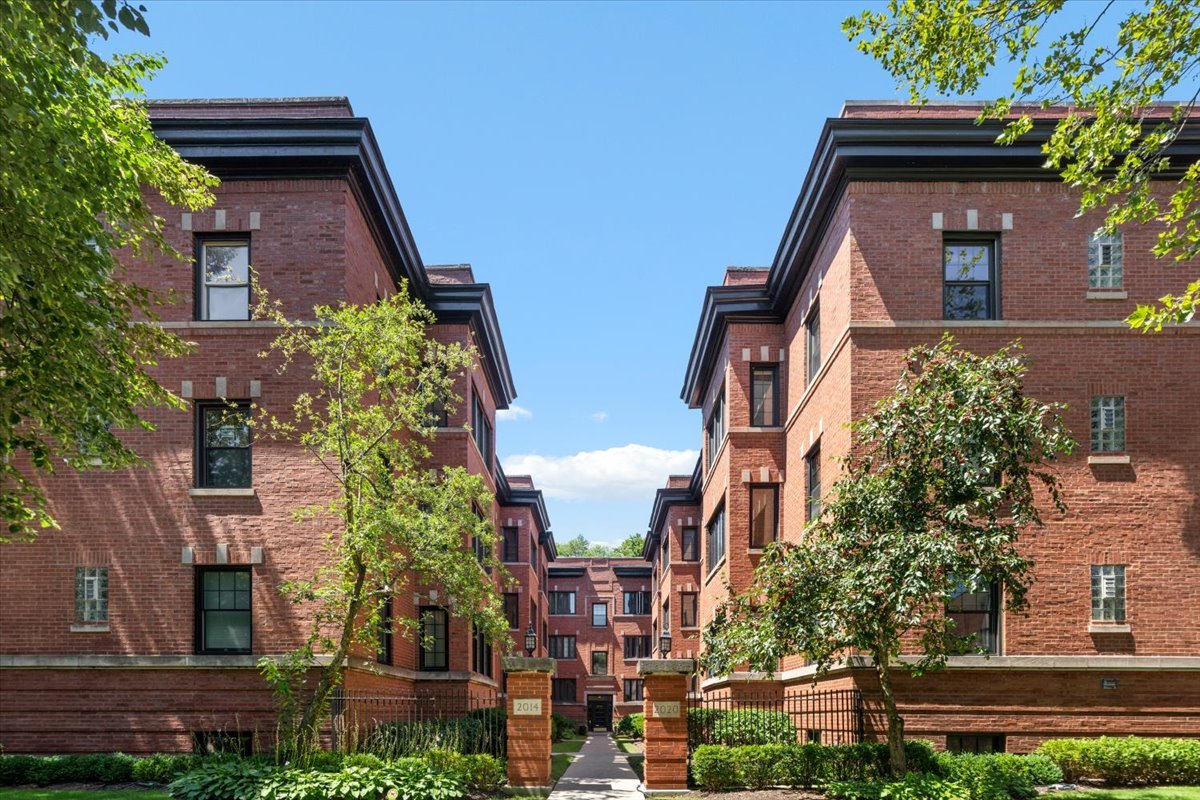 1st image of 2018 Sherman Ave #1W, Evanston, IL 60201 | MLS# 12722408