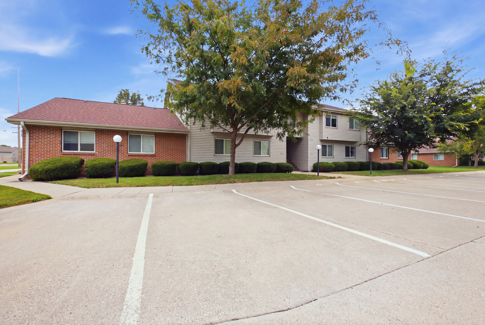 1st image of 904 Kara Dr #904, Champaign, IL 61822 | MLS# 12722488