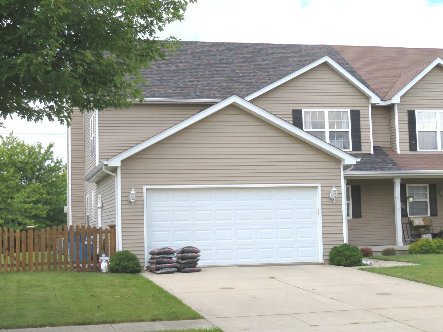 2nd image of 2024 Mountain Rd, Morris, IL 60450 | MLS# 12722593