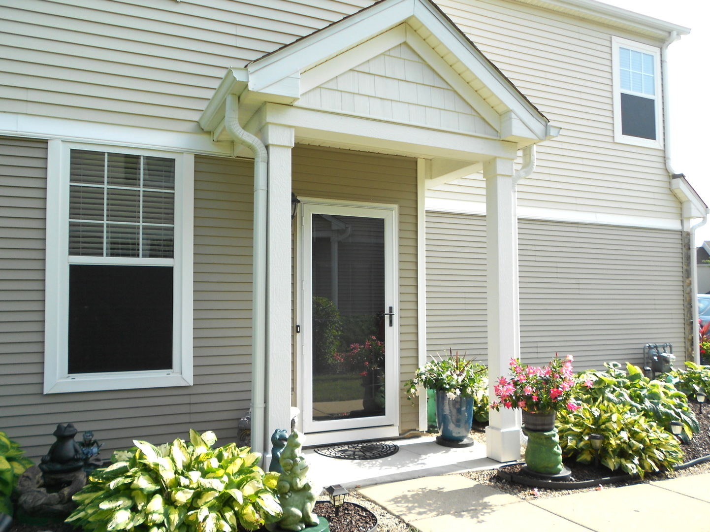 1st image of 1950 Cobblestone Dr, Carpentersville, IL 60110 | MLS# 12722652